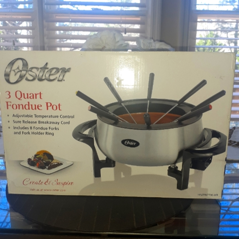 Fondue Pot